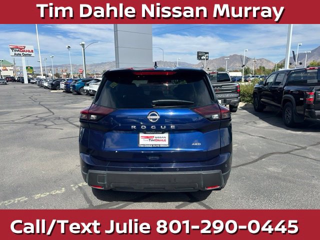 Used 2026 Nissan Rogue SV AWD/4WD image 10