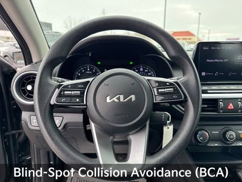 Used 2023 Kia Forte LXS w/ LXS Technology Package image 19