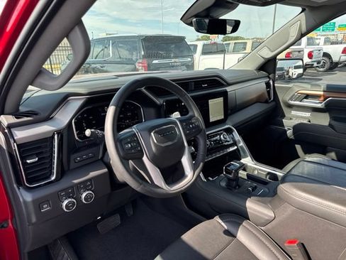 Used 2023 GMC Sierra 1500 Denali w/ Technology Package AWD/4WD image 9