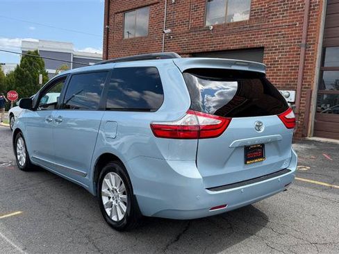 Used 2015 Toyota Sienna XLE w/ XLE Navigation Package AWD/4WD image 3