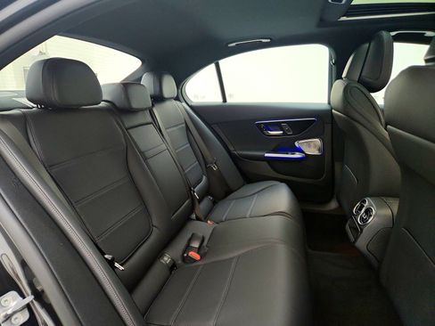 Used 2025 Mercedes-Benz C 300 Sedan image 16