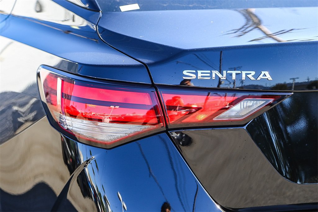 Used 2025 Nissan Sentra S FWD image 9