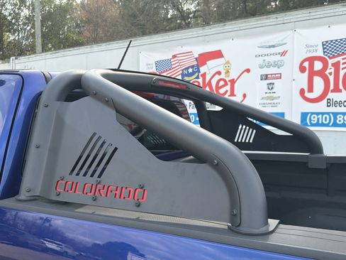 Used 2017 Chevrolet Colorado LT image 16