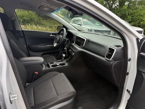 Used 2020 Kia Sportage LX AWD/4WD image 22