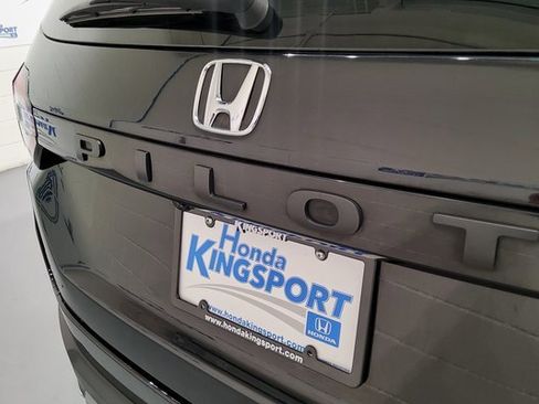 Used 2023 Honda Pilot Touring image 38