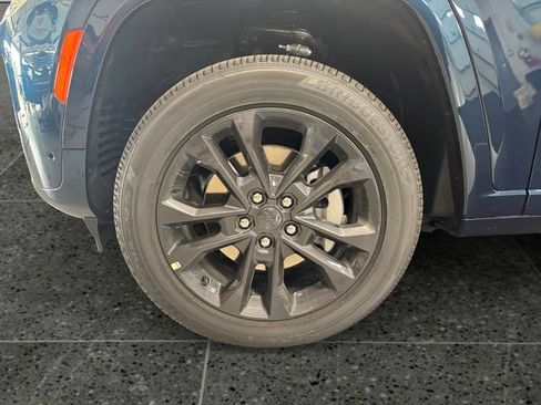 New 2026 Jeep Grand Cherokee L Limited AWD/4WD image 29