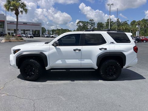 Certified 2026 Toyota 4Runner TRD Off-Road Premium AWD/4WD image 2