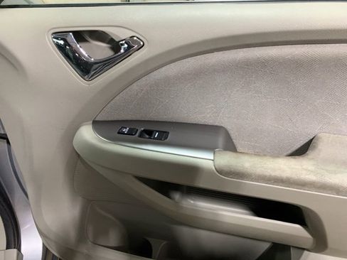 Used 2010 Honda Odyssey EX image 23