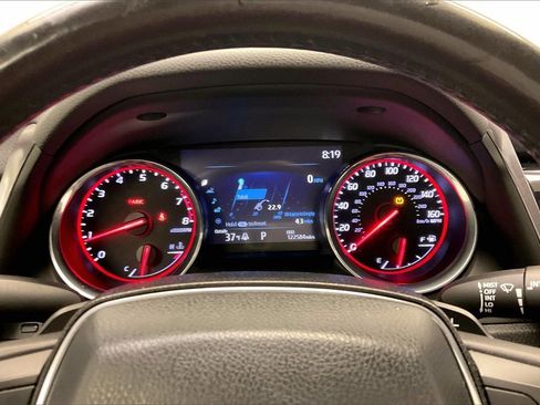 Used 2019 Toyota Camry XSE image 18