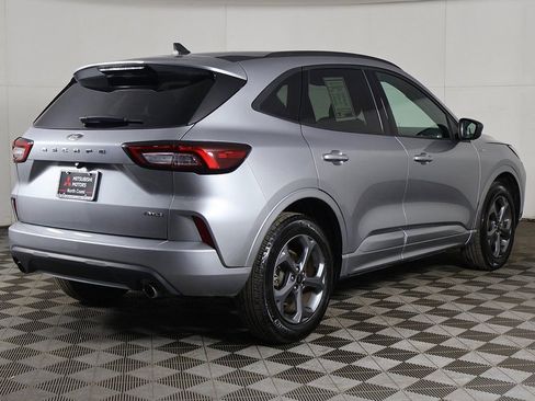 Used 2024 Ford Escape ST-Line image 9