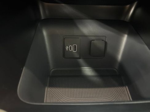 New 2026 Ford Explorer Active AWD/4WD image 35