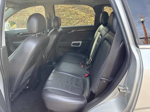 Used 2014 Chevrolet Captiva Sport LTZ image 4