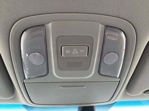 Used 2019 Kia Optima LX image 11