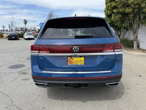 New 2025 Volkswagen Atlas SEL image 5