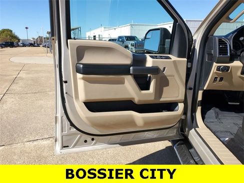 Used 2017 Ford F150 XLT w/ Equipment Group 301A Mid image 20