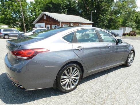 Used 2015 Hyundai Genesis 5.0 RWD image 7