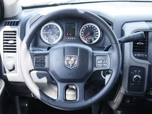 Used 2017 RAM 3500 Tradesman w/ Chrome Appearance Group AWD/4WD image 19