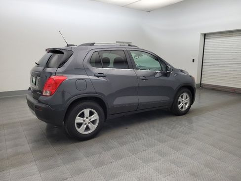Used 2016 Chevrolet Trax LT w/ LT Convenience Package FWD image 10