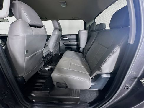 Used 2017 Toyota Tundra SR5 image 26