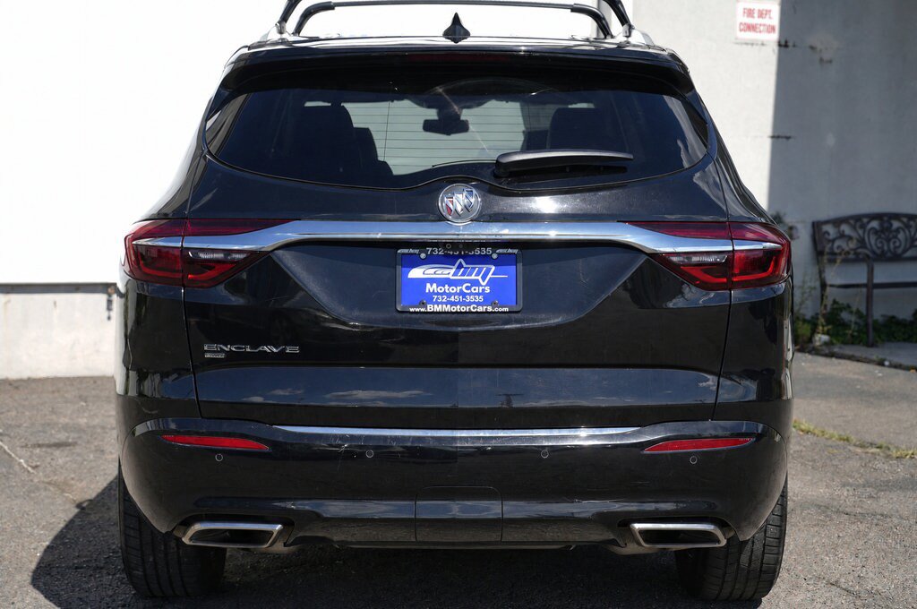 Used 2020 Buick Enclave Avenir w/ Avenir Technology Package AWD/4WD image 6