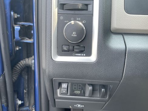 Used 2011 RAM 1500 Big Horn AWD/4WD image 18