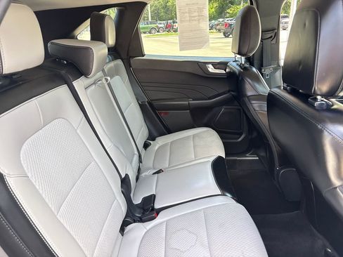 Used 2024 Ford Escape SE FWD image 29