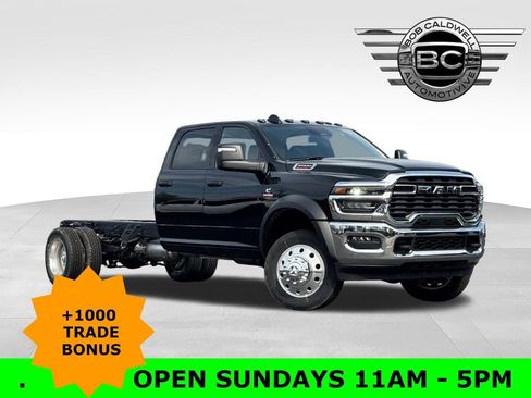 New 2026 RAM 5500 Tradesman w/ Chrome Appearance Group AWD/4WD image 1