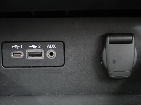 Used 2024 Nissan Altima 2.5 SR FWD image 21