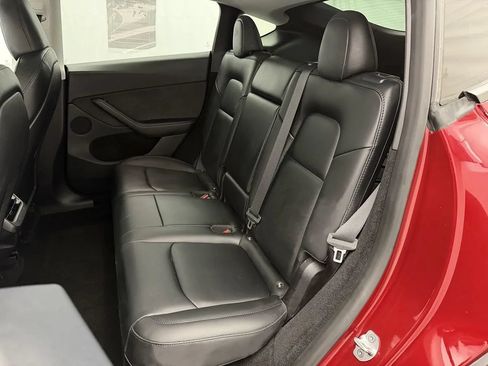 Used 2024 Tesla Model Y Long Range AWD/4WD image 29