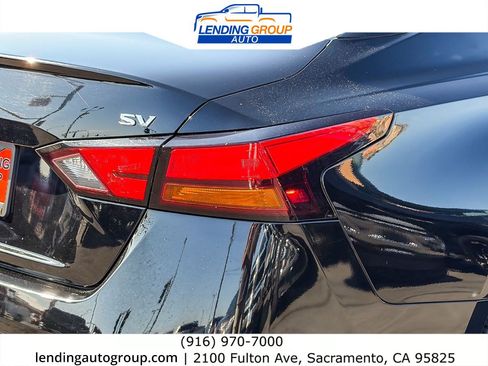 Used 2021 Nissan Altima 2.5 SV FWD image 8