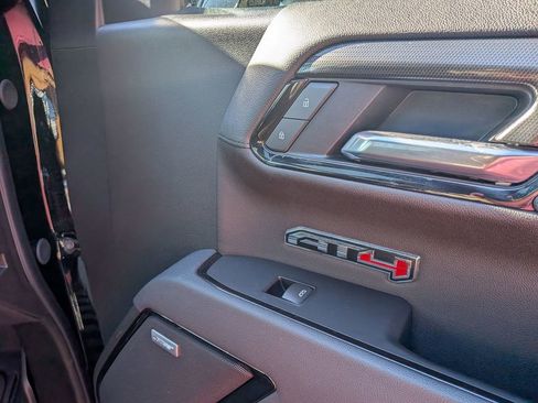 Certified 2025 GMC Sierra 1500 AT4 w/ AT4 Premium Package AWD/4WD image 25