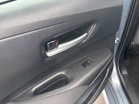 Used 2021 Toyota Corolla LE w/ Carpet Mat Package (TMS) image 21