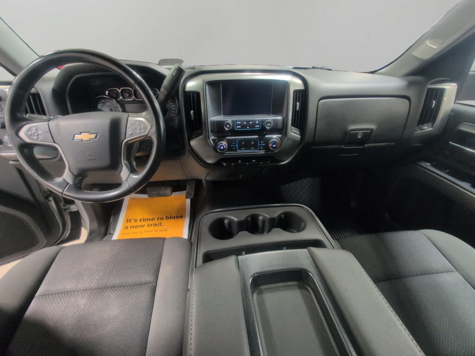 Used 2018 Chevrolet Silverado 1500 LT w/ LT Convenience Package AWD/4WD image 10