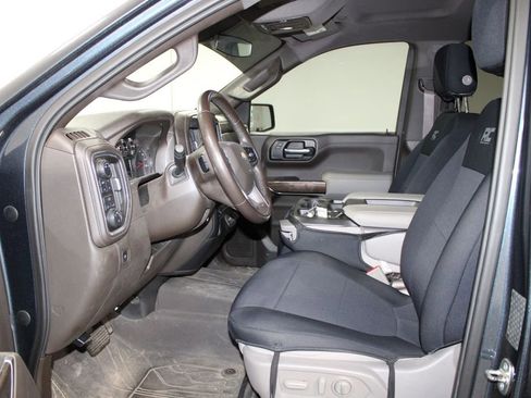 Used 2019 Chevrolet Silverado 1500 LT w/ All-Star Edition image 18