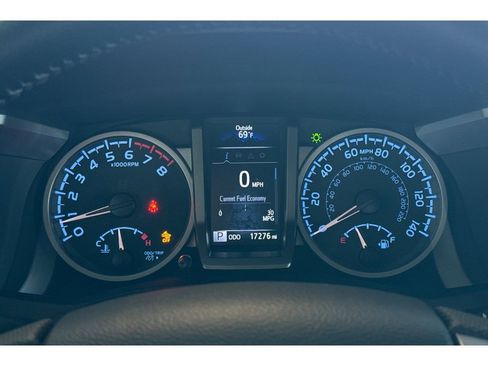 Certified 2023 Toyota Tacoma 4x4 Double Cab image 26