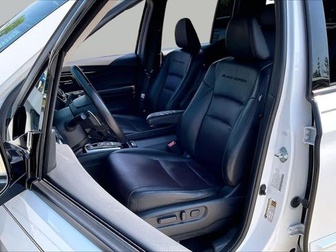 Used 2022 Honda Ridgeline Black Edition image 8