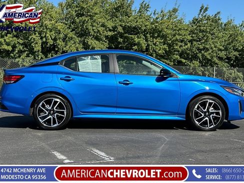 Used 2024 Nissan Sentra SR FWD image 3