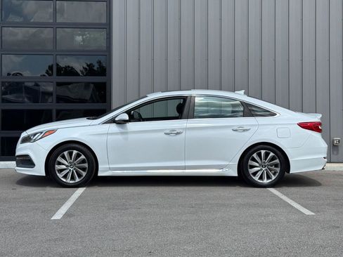 Used 2017 Hyundai Sonata Sport w/ Value Edition Package 02 FWD image 8