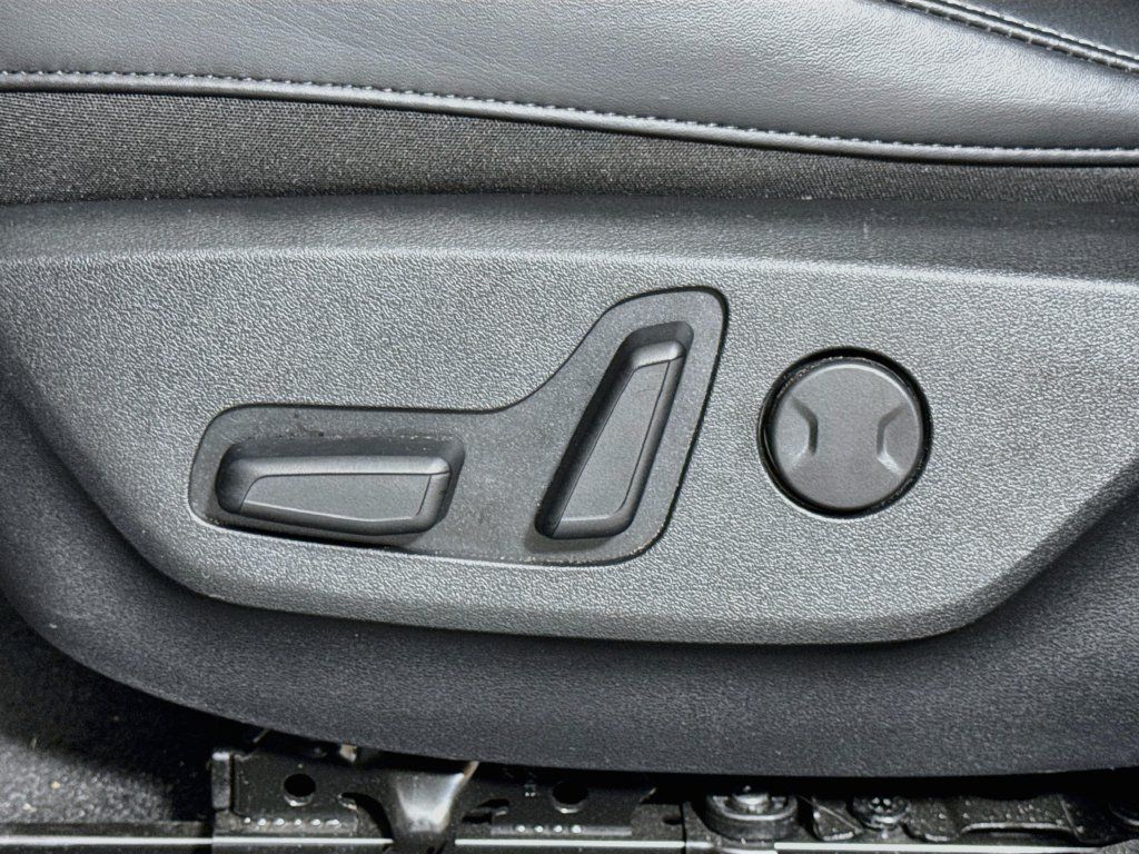 Used 2023 Kia EV6 Wind w/ Wind Technology Package AWD/4WD image 16