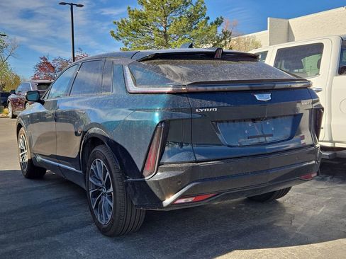 Certified 2024 Cadillac Lyriq Sport image 7