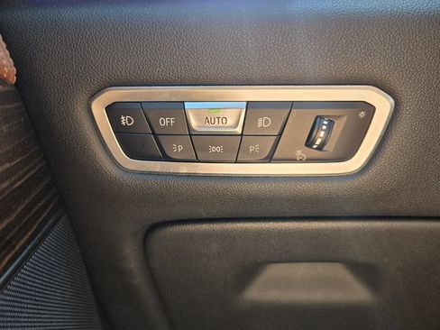 Used 2021 BMW X5 xDrive40i w/ Convenience Package AWD/4WD image 27
