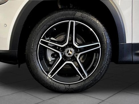 New 2026 Mercedes-Benz GLB 250 4MATIC image 17