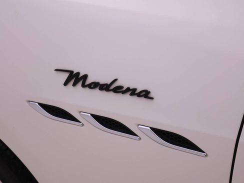 Used 2022 Maserati Ghibli Modena Q4 image 23