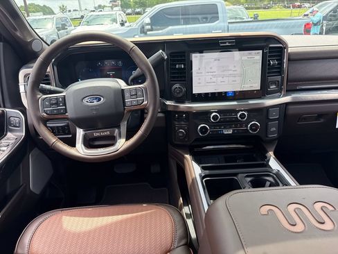 Used 2026 Ford F450 King Ranch w/ Chrome Package AWD/4WD image 23