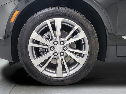 Used 2025 Cadillac XT5 Premium Luxury image 29