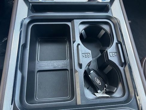 Certified 2025 Ford F250 King Ranch AWD/4WD image 28