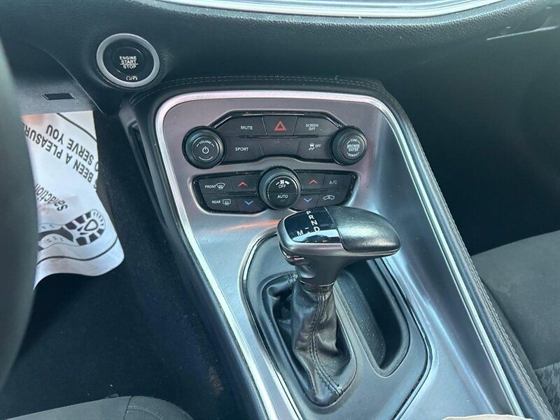 Used 2020 Dodge Challenger SXT RWD image 11