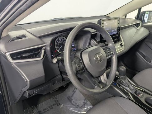 Used 2022 Toyota Corolla LE FWD image 10