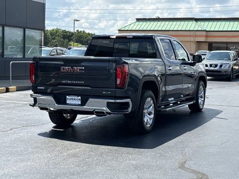 Used 2022 GMC Sierra 1500 SLT w/ SLT Premium Package AWD/4WD image 3