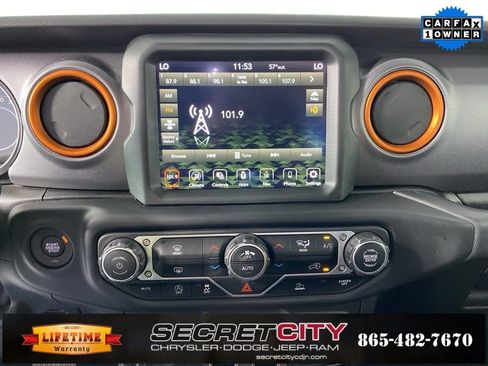 Used 2023 Jeep Gladiator Mojave w/ Trailer Tow Package image 22